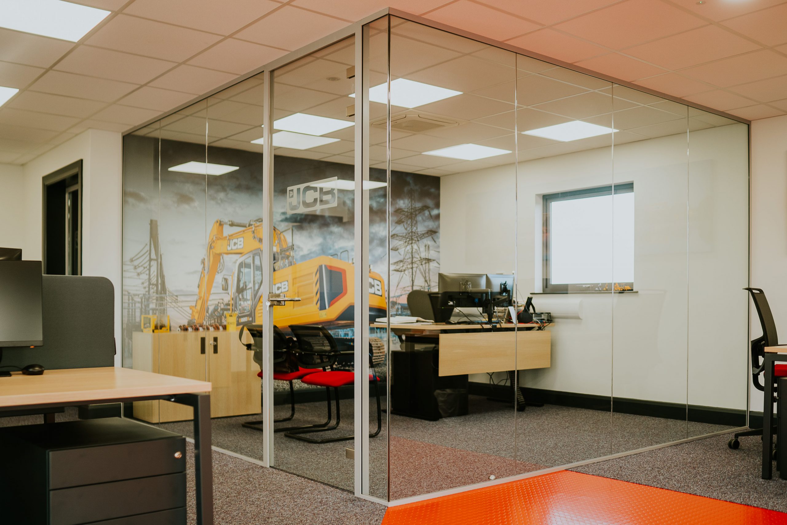 Prefab Office Building JCB Meeting Room with Glass Walls KES Group Modular Building Supplier