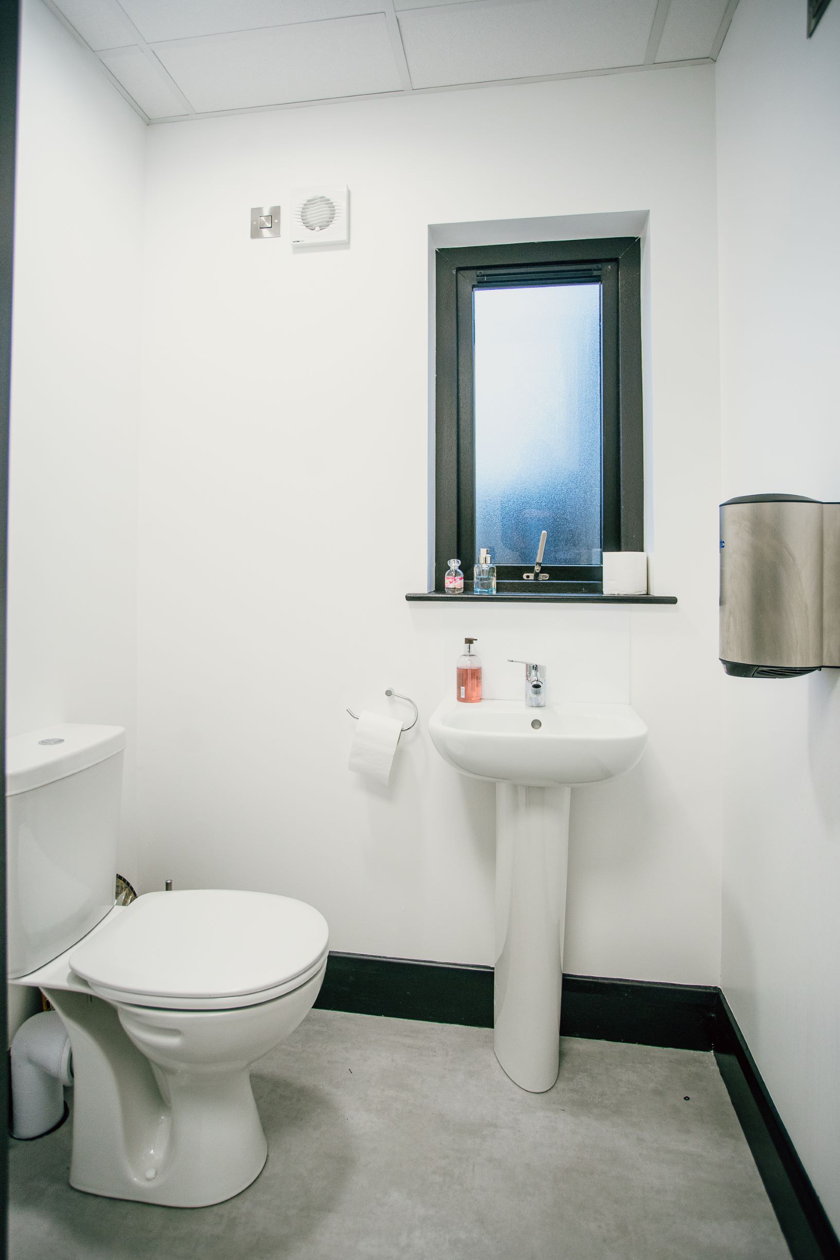 kes group smartbuild Modular toilets office